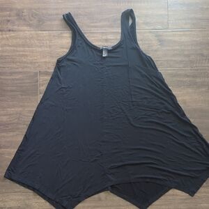 Forever 21 Black Asymmetrical Tunic Size Small